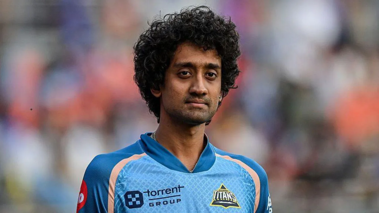 Sai Kishore Returns to County Cricket: ग्लोस्टरशायर से जुड़े साई किशोर