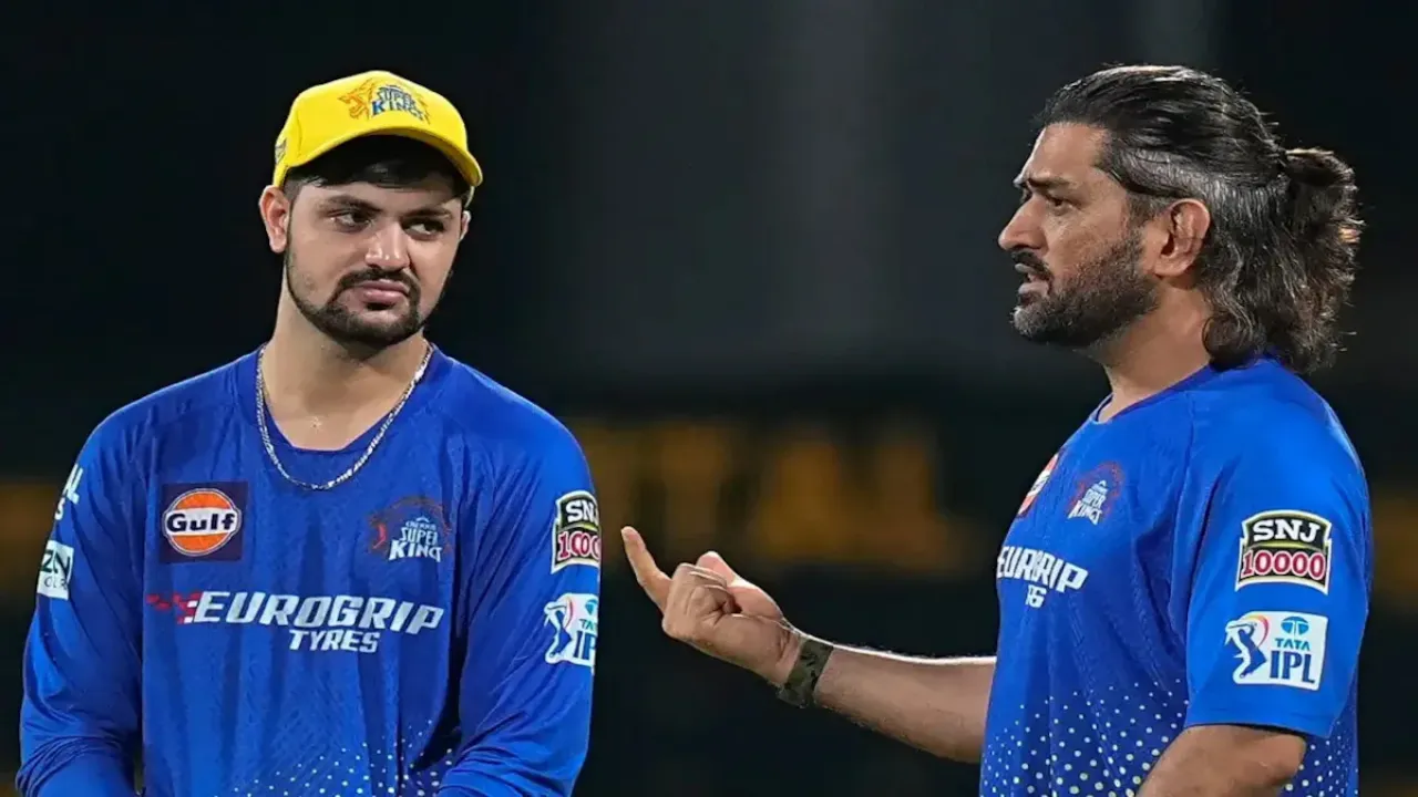 समीर रिज़वी ने MS धोनी को नमाज़ पढ़ने की सलाह दी।