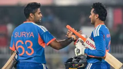 Suryakumar Yadav stood by Abhishek Picture