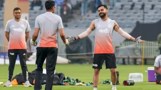 Watch Video: Virat Kohli