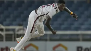 WI vs PAK: Alzarri