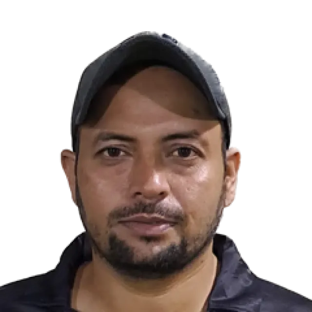 Waqas Tariq Cricket Player