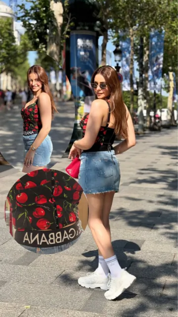 Aamna Sharif Turns Heads With Picture