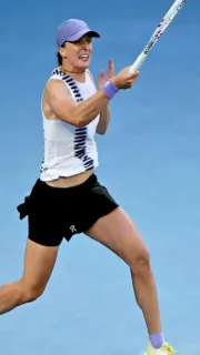 Iga Swiatek wins first match at