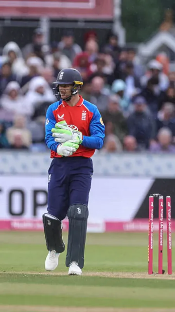 Jos Buttler special century – Picture