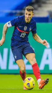 Lucas Digne completes move from Aston