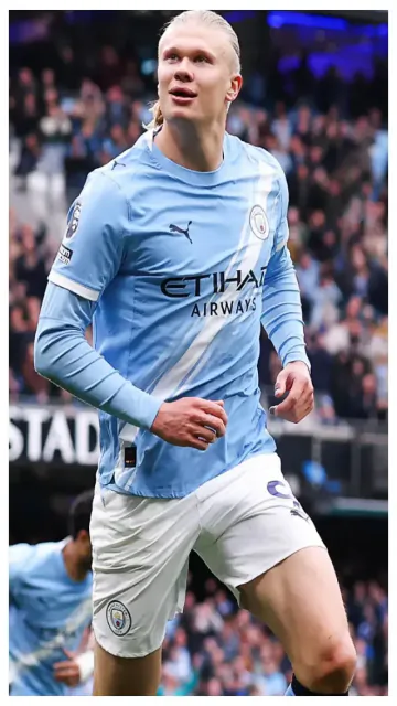 Man City face Palace needing Picture