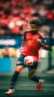 Messi, Ronaldo and Spain Coach Praise