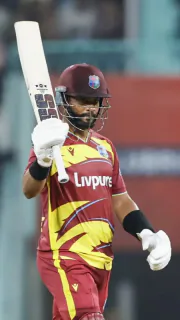 Shai Hope Blazing 102 off 45